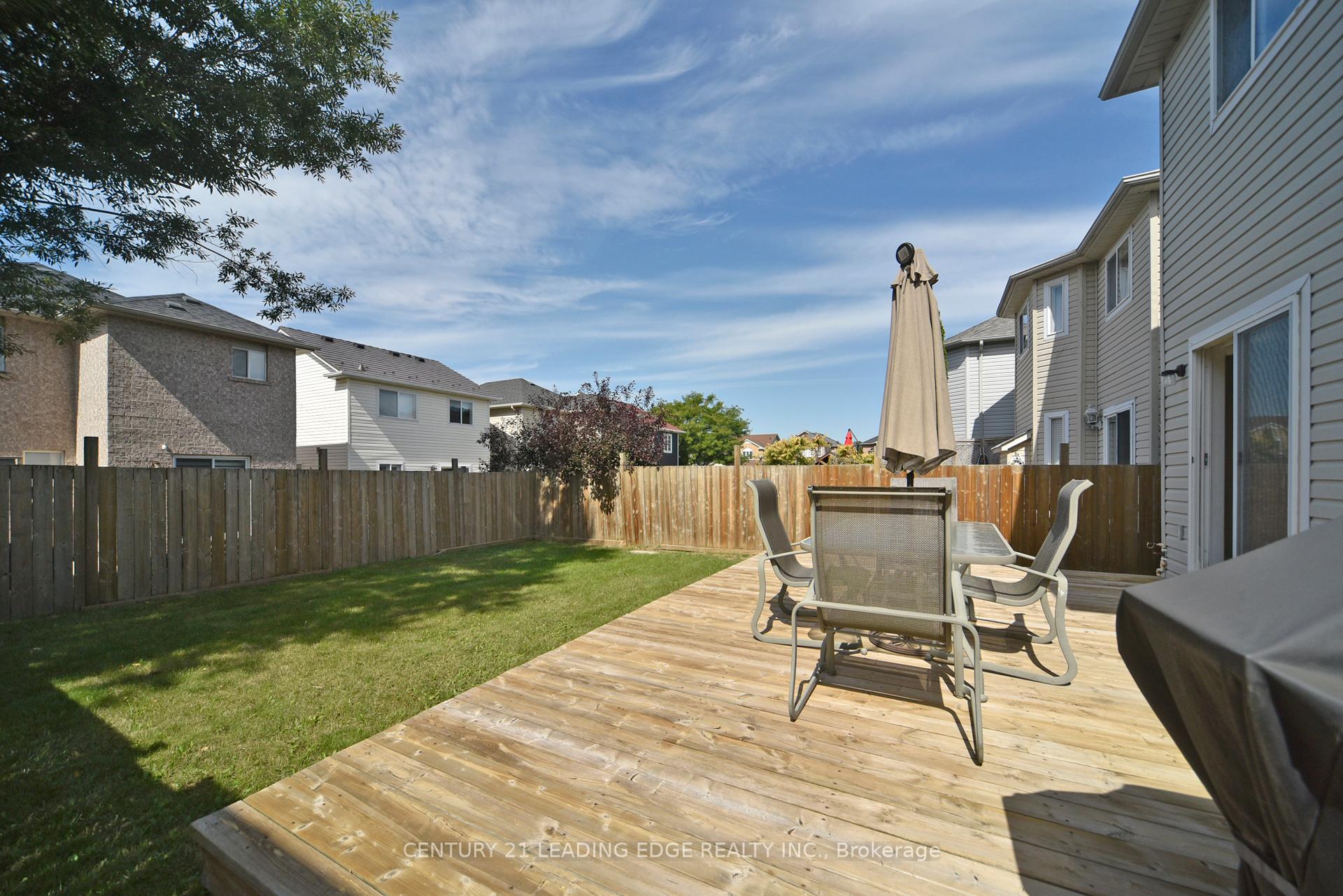 Photo 21 of 548 Nottingham Crescent, Oshawa, Eastdale — HOMEH