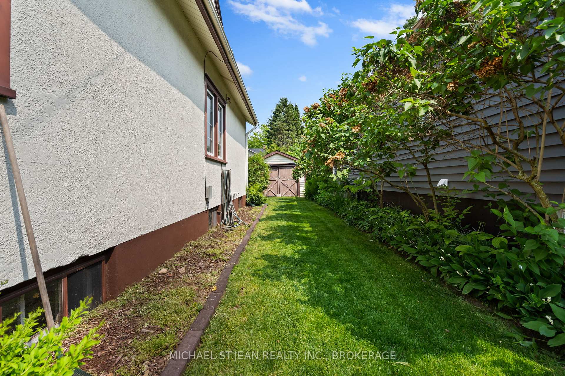 Photo 15 of 20 St. Andrews Avenue, Grimsby, Grimsby West — HOMEH