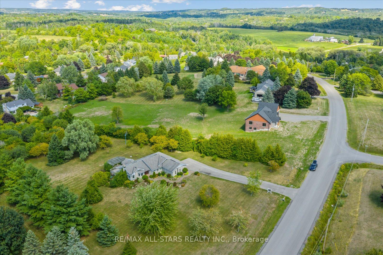 Photo 7 of 46 Forest Hill Drive, Hamilton Township, Rural Hamilton — HOMEH