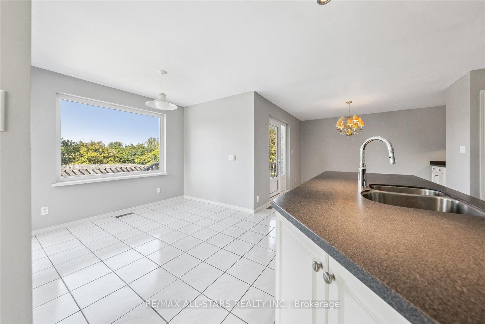Photo 20 of 46 Forest Hill Drive, Hamilton Township, Rural Hamilton — HOMEH