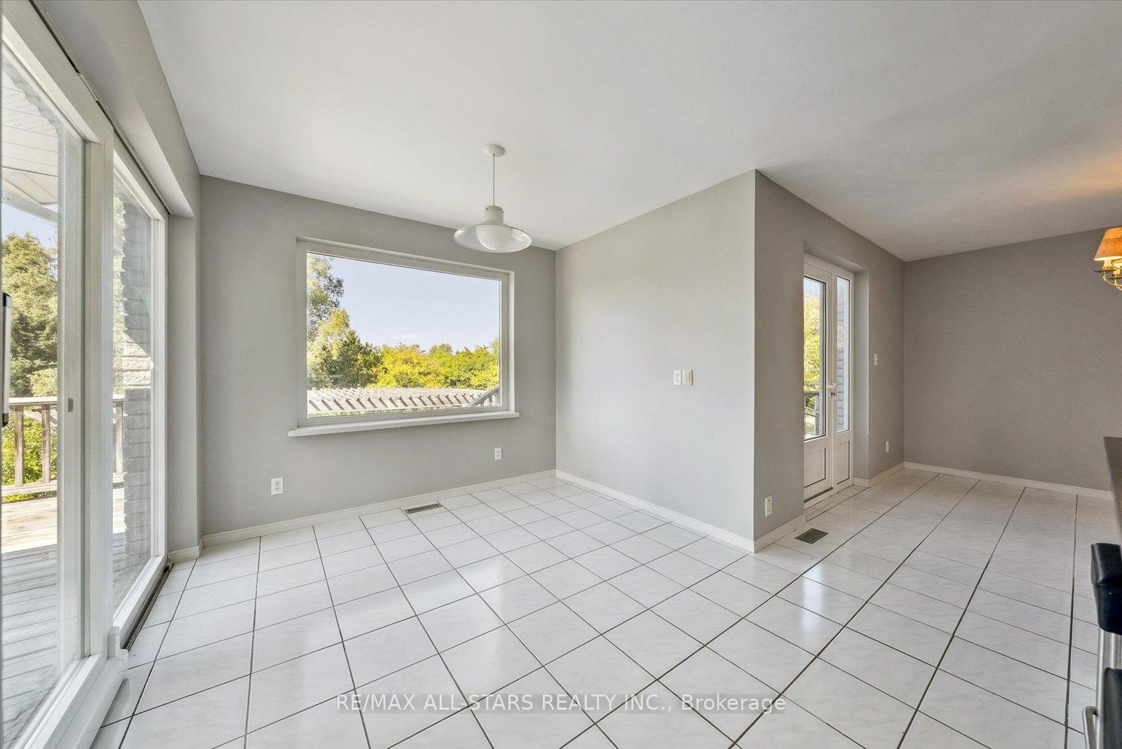 Photo 22 of 46 Forest Hill Drive, Hamilton Township, Rural Hamilton — HOMEH
