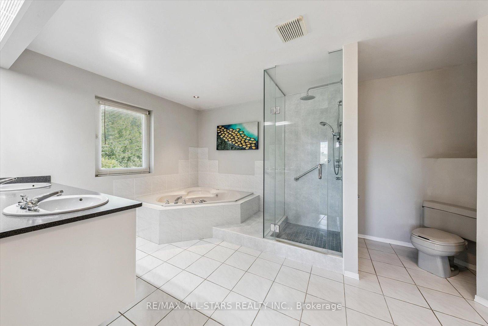 Photo 6 of 46 Forest Hill Drive, Hamilton Township, Rural Hamilton — HOMEH