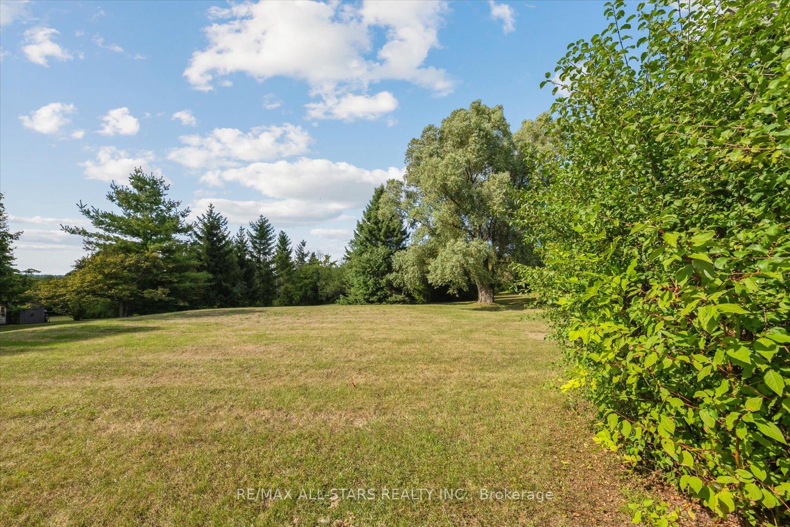 Photo 40 of 46 Forest Hill Drive, Hamilton Township, Rural Hamilton — HOMEH