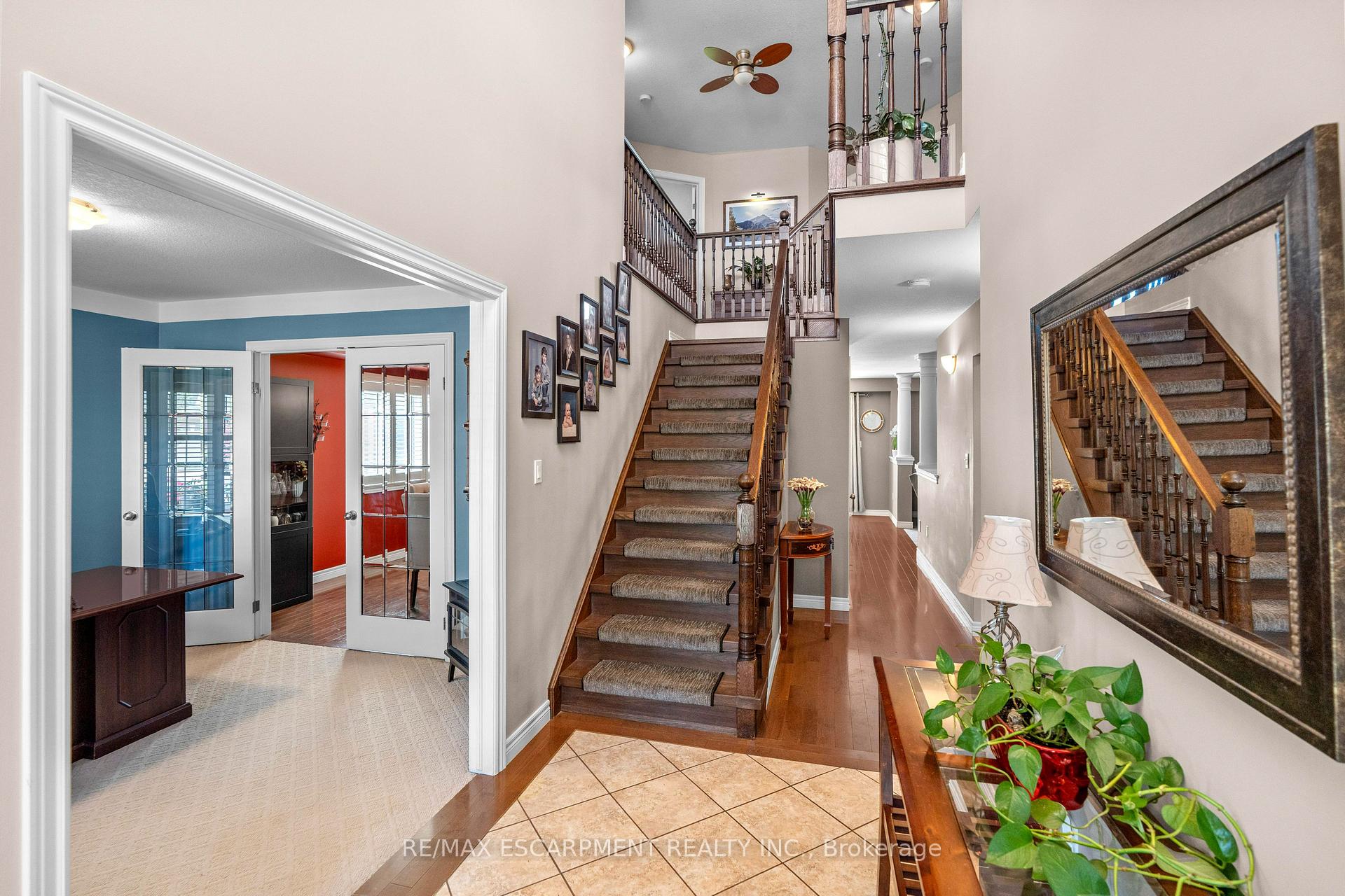 Photo 6 of 28 Edgecroft Crescent, Hamilton, Stoney Creek — HOMEH