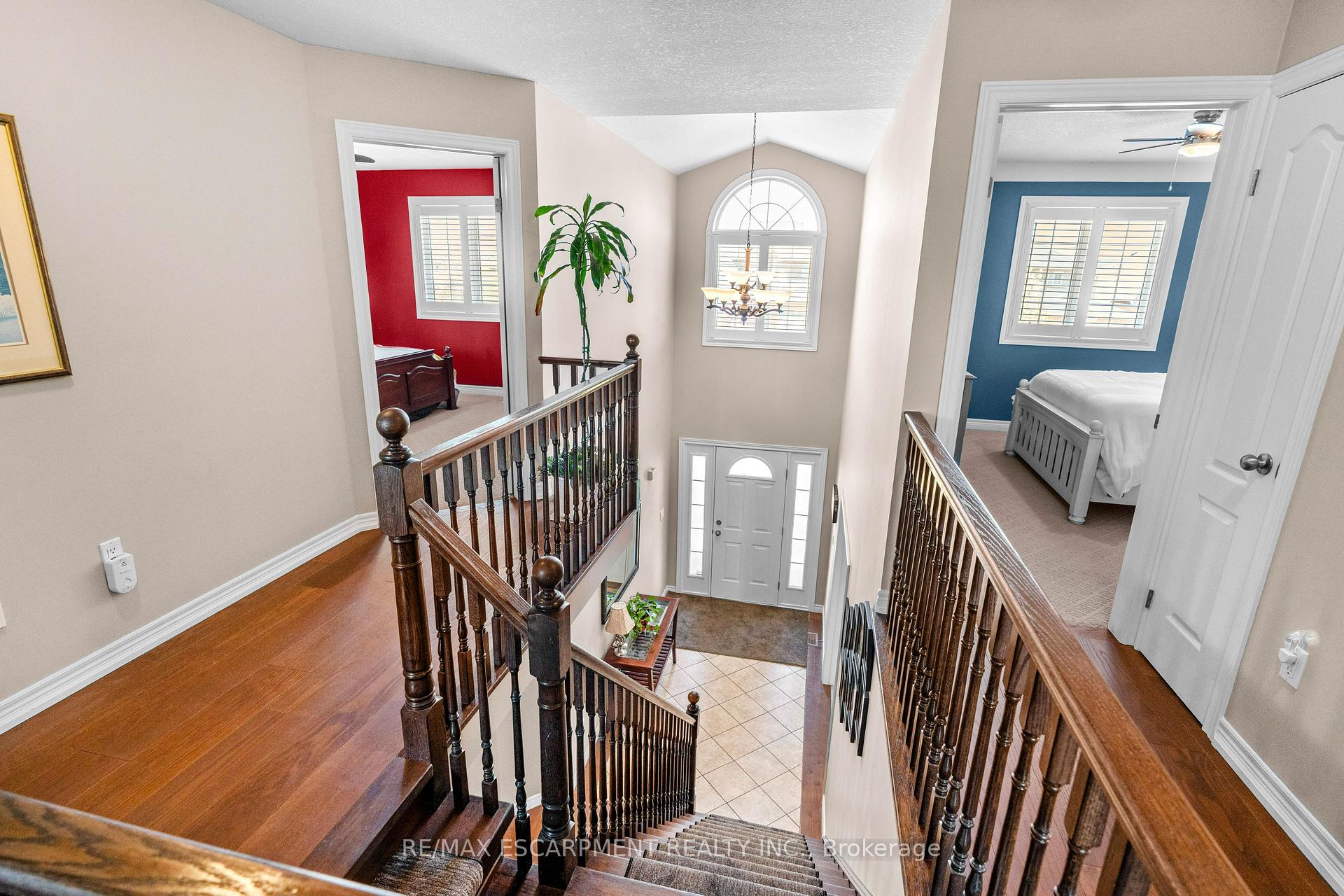 Photo 33 of 28 Edgecroft Crescent, Hamilton, Stoney Creek — HOMEH