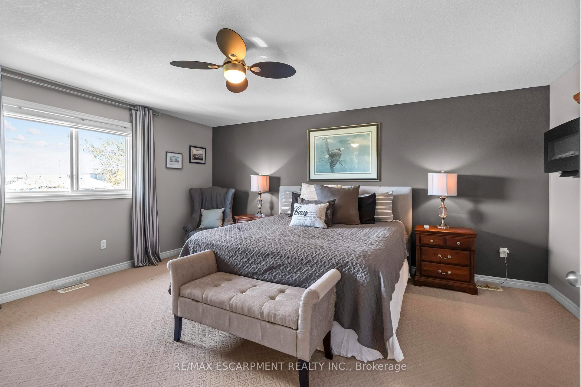 Photo 25 of 28 Edgecroft Crescent, Hamilton, Stoney Creek — HOMEH