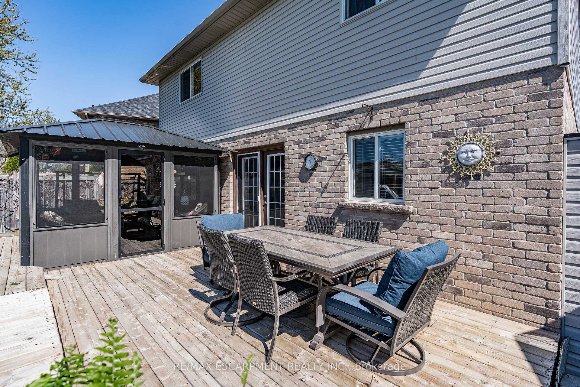 Photo 37 of 28 Edgecroft Crescent, Hamilton, Stoney Creek — HOMEH