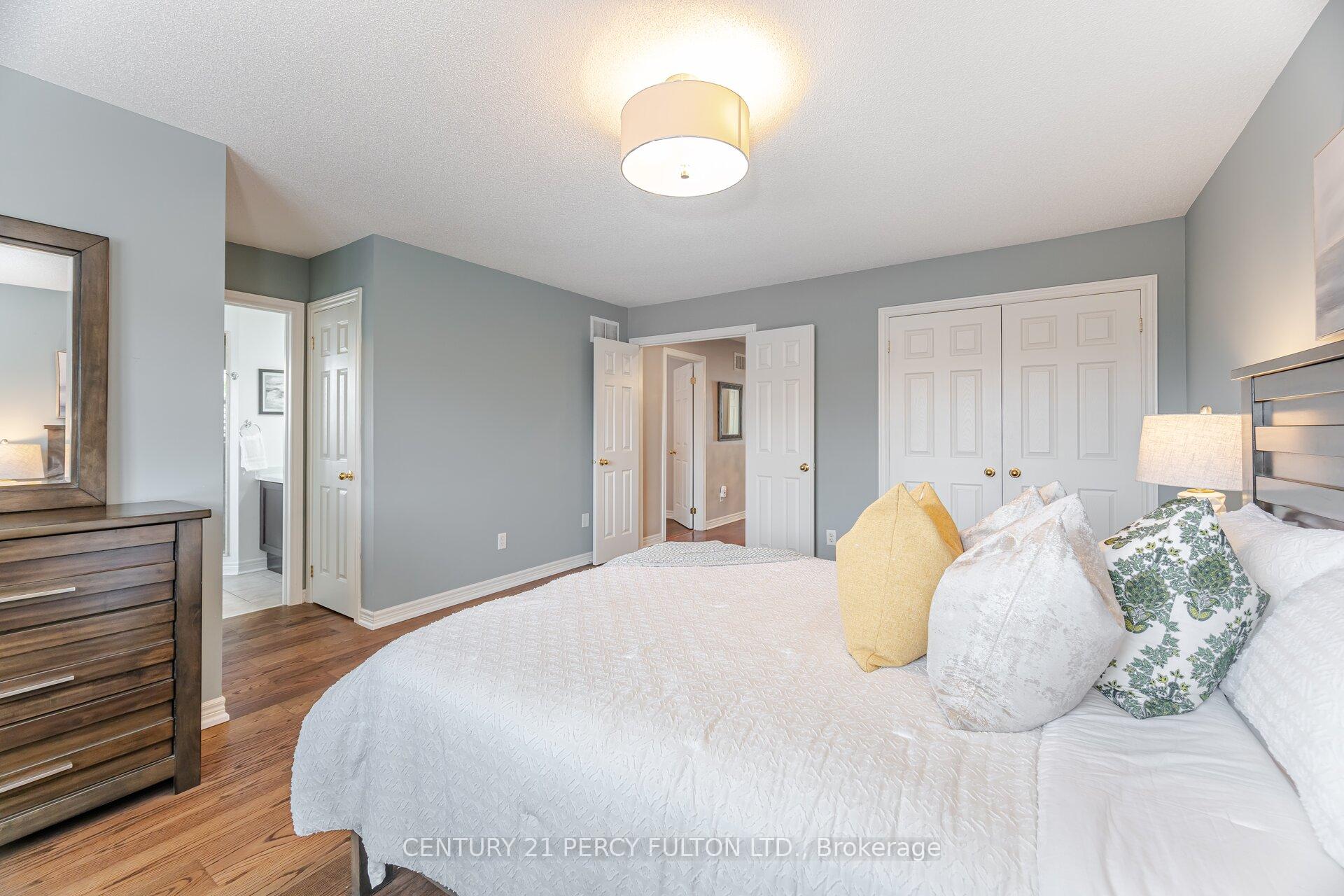Photo 17 of 477 Rougewalk Drive, Pickering, Rouge Park — HOMEH