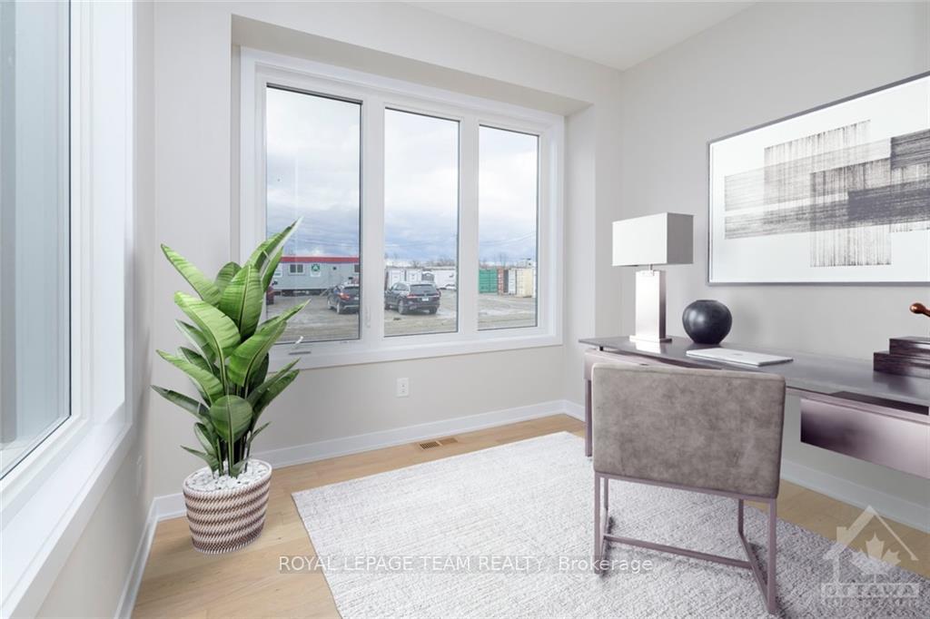 Photo 5 of 296 Sapling Grove, Ottawa, Barrhaven - Heritage Park — HOMEH