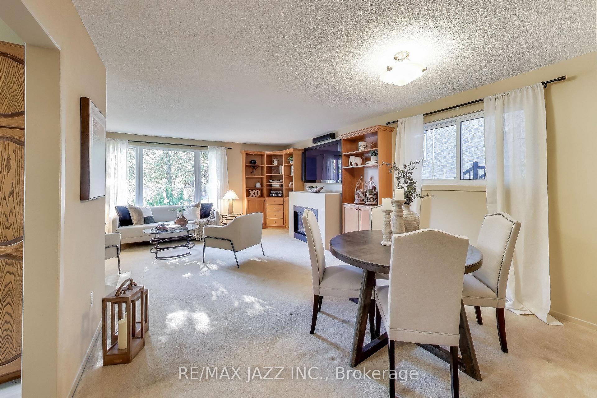 Photo 4 of 417 Crestwood Drive, Oshawa, O'Neill — HOMEH