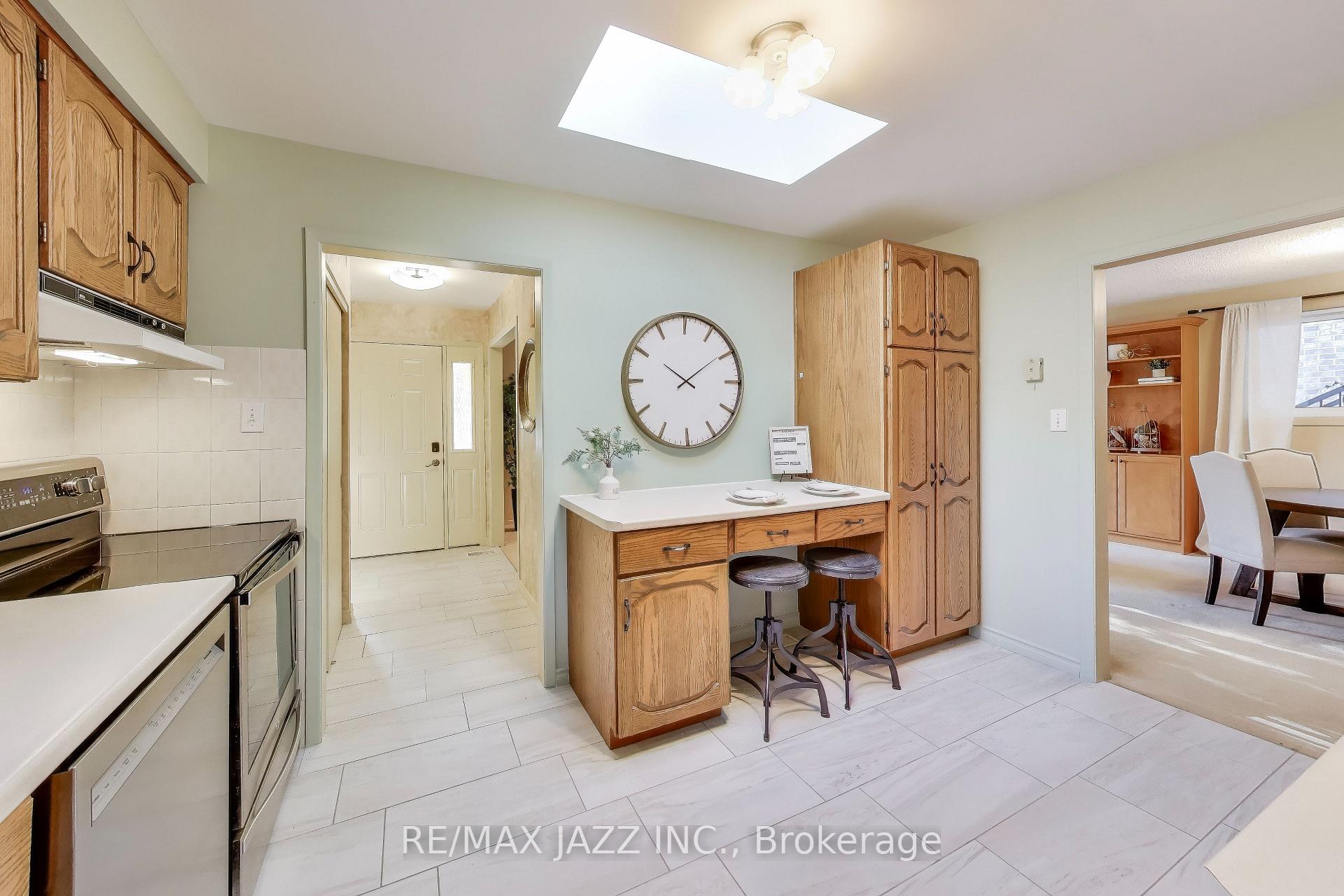 Photo 26 of 417 Crestwood Drive, Oshawa, O'Neill — HOMEH