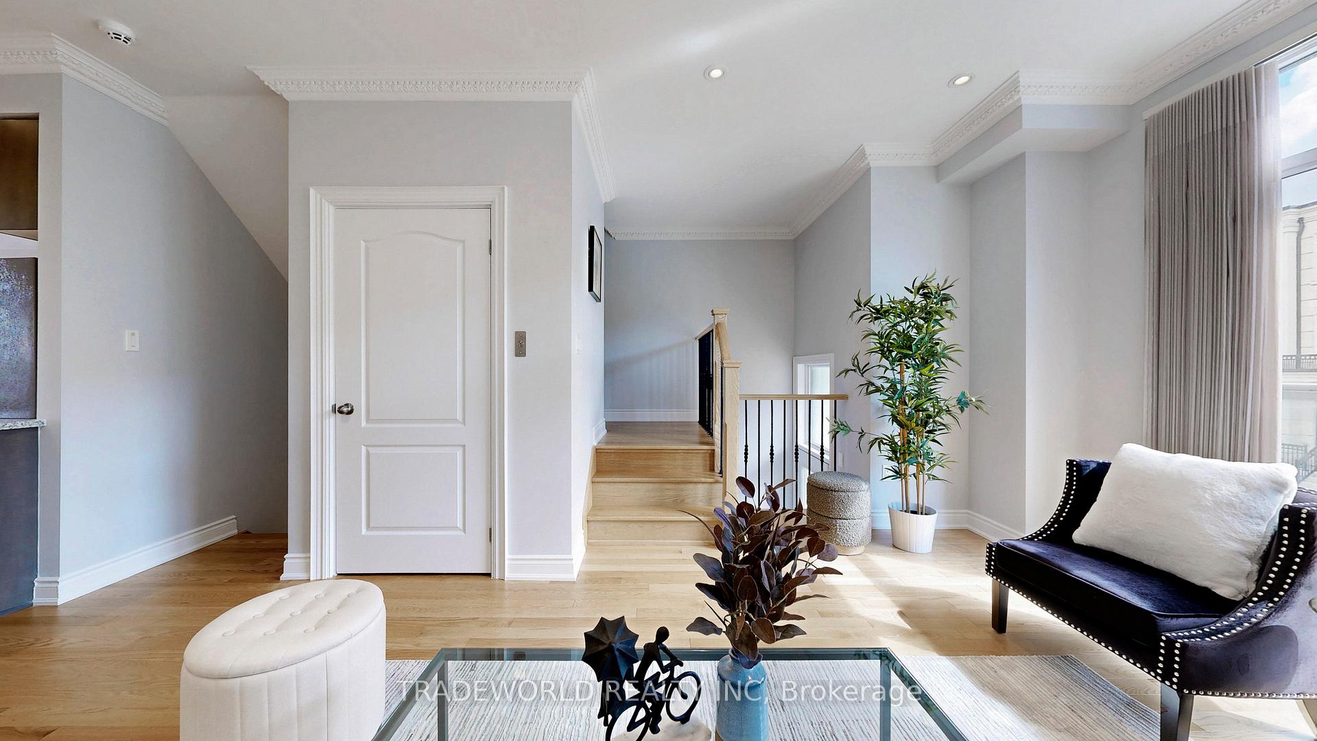 Photo 6 of 66 William Saville Street, Markham, Unionville — HOMEH