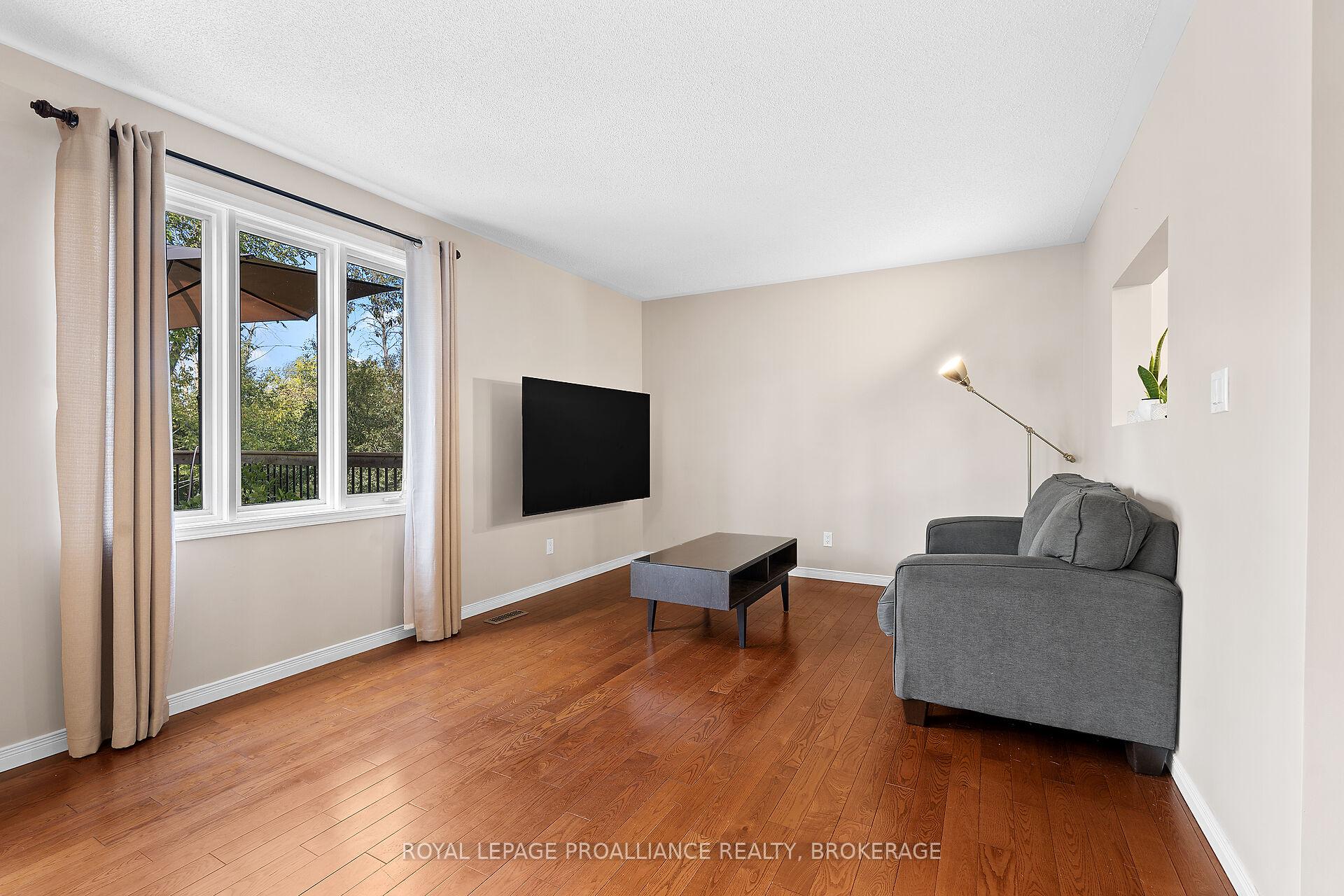 Photo 36 of 587 Teal Court, Kingston, East Gardiners Rd — HOMEH