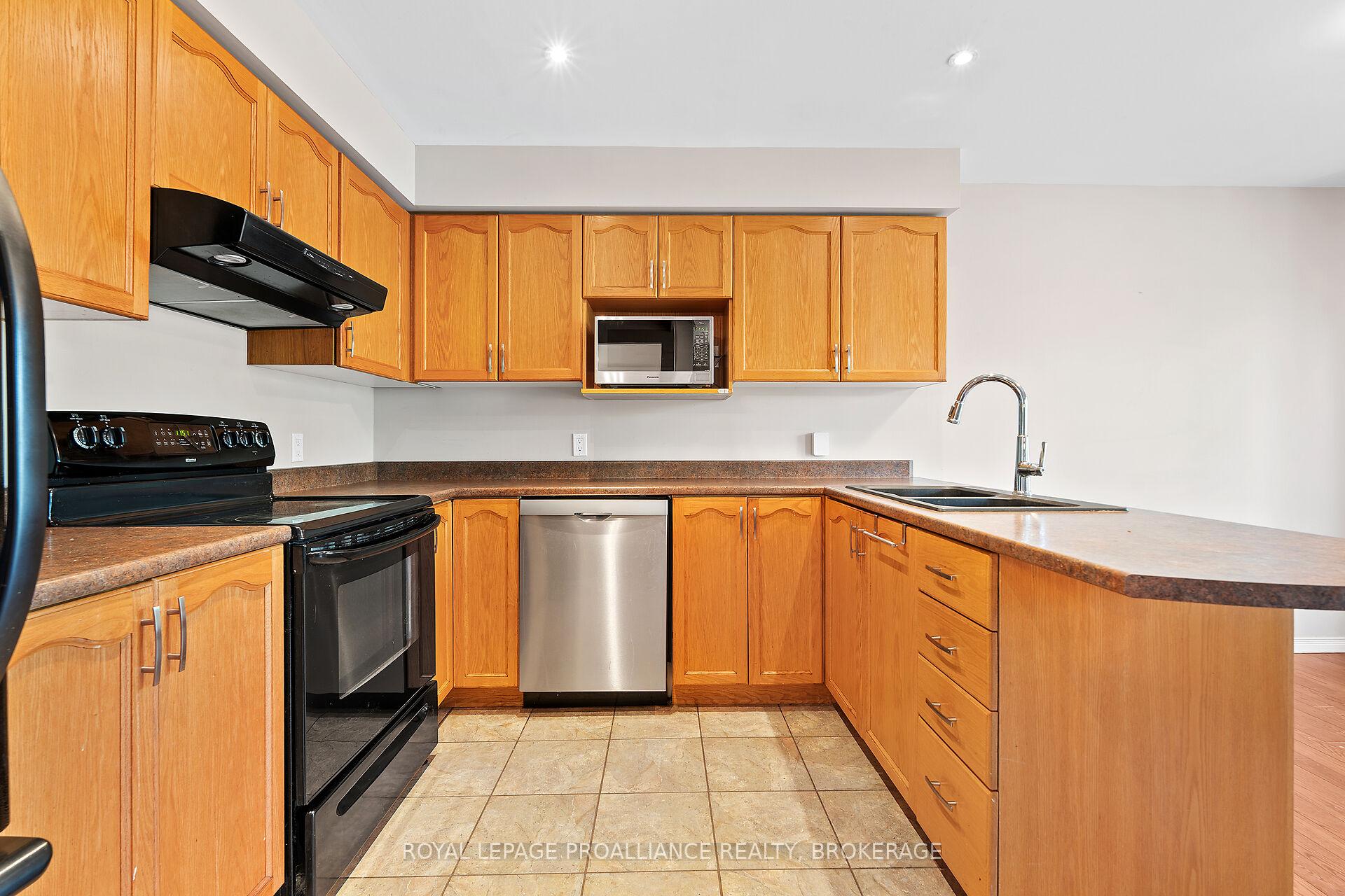 Photo 42 of 587 Teal Court, Kingston, East Gardiners Rd — HOMEH