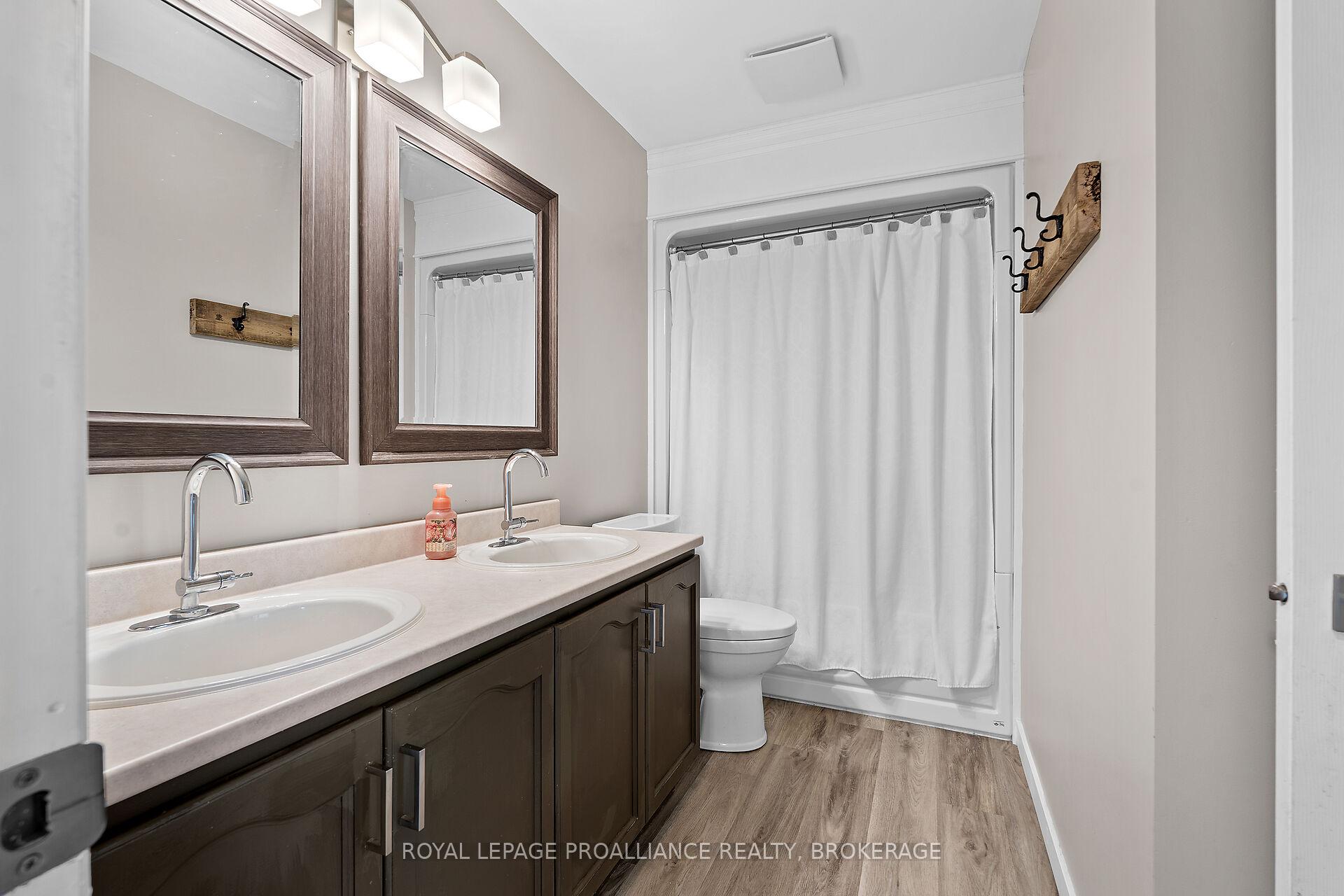 Photo 22 of 587 Teal Court, Kingston, East Gardiners Rd — HOMEH