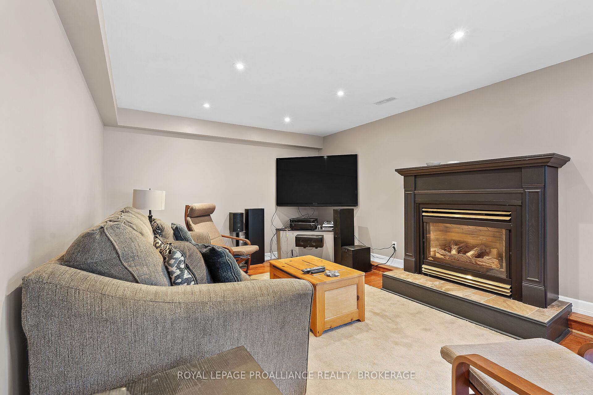 Photo 27 of 587 Teal Court, Kingston, East Gardiners Rd — HOMEH