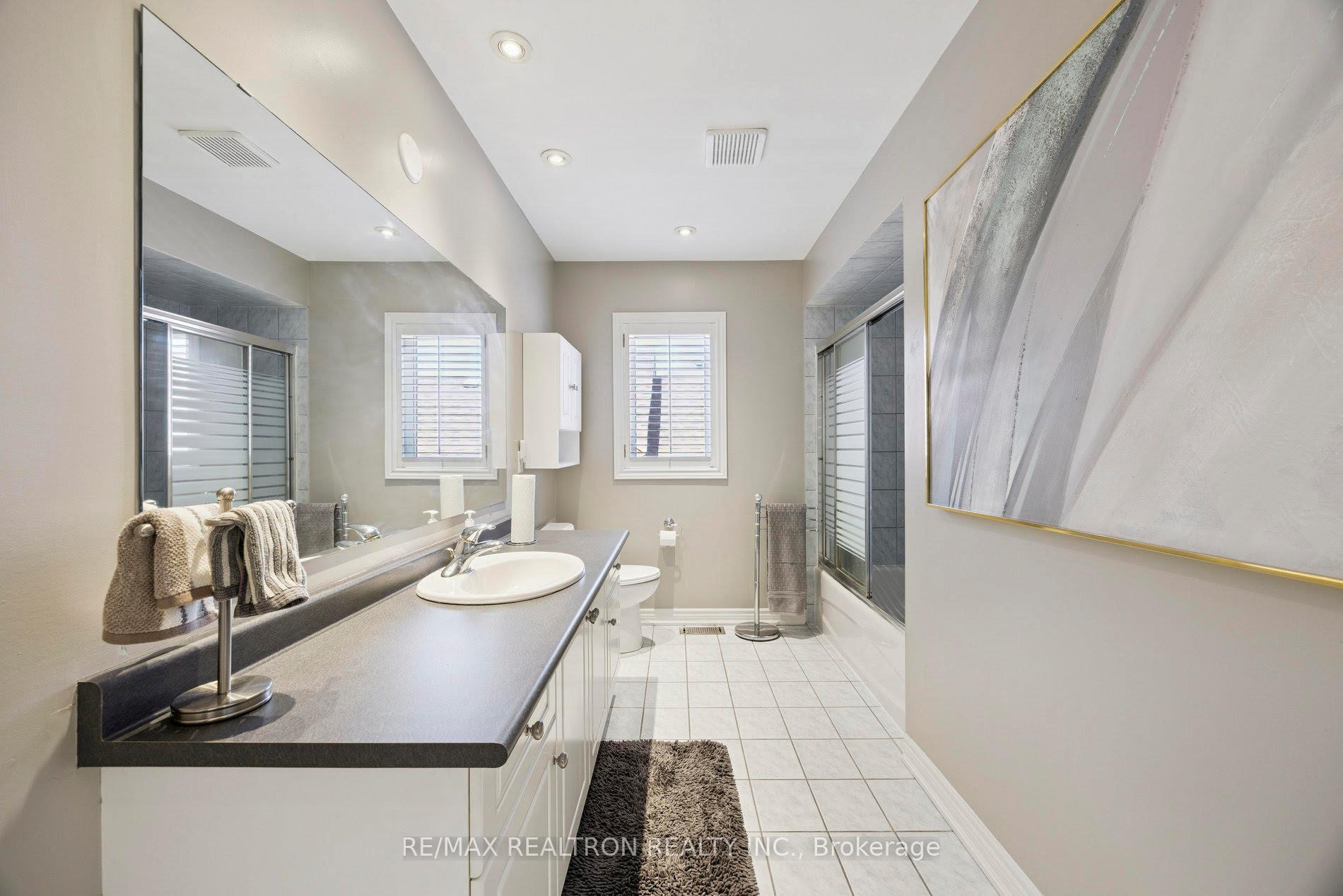 Photo 28 of 104 Preston Hill Crescent, Vaughan, Patterson — HOMEH