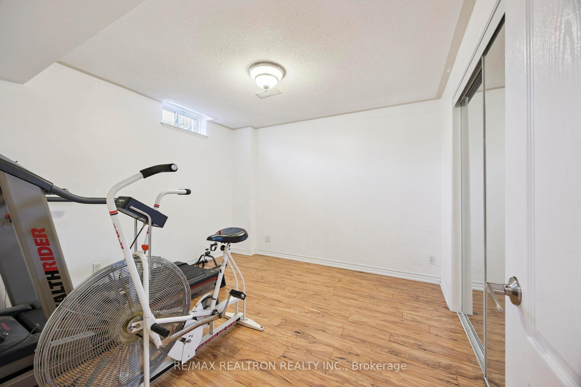 Photo 33 of 104 Preston Hill Crescent, Vaughan, Patterson — HOMEH