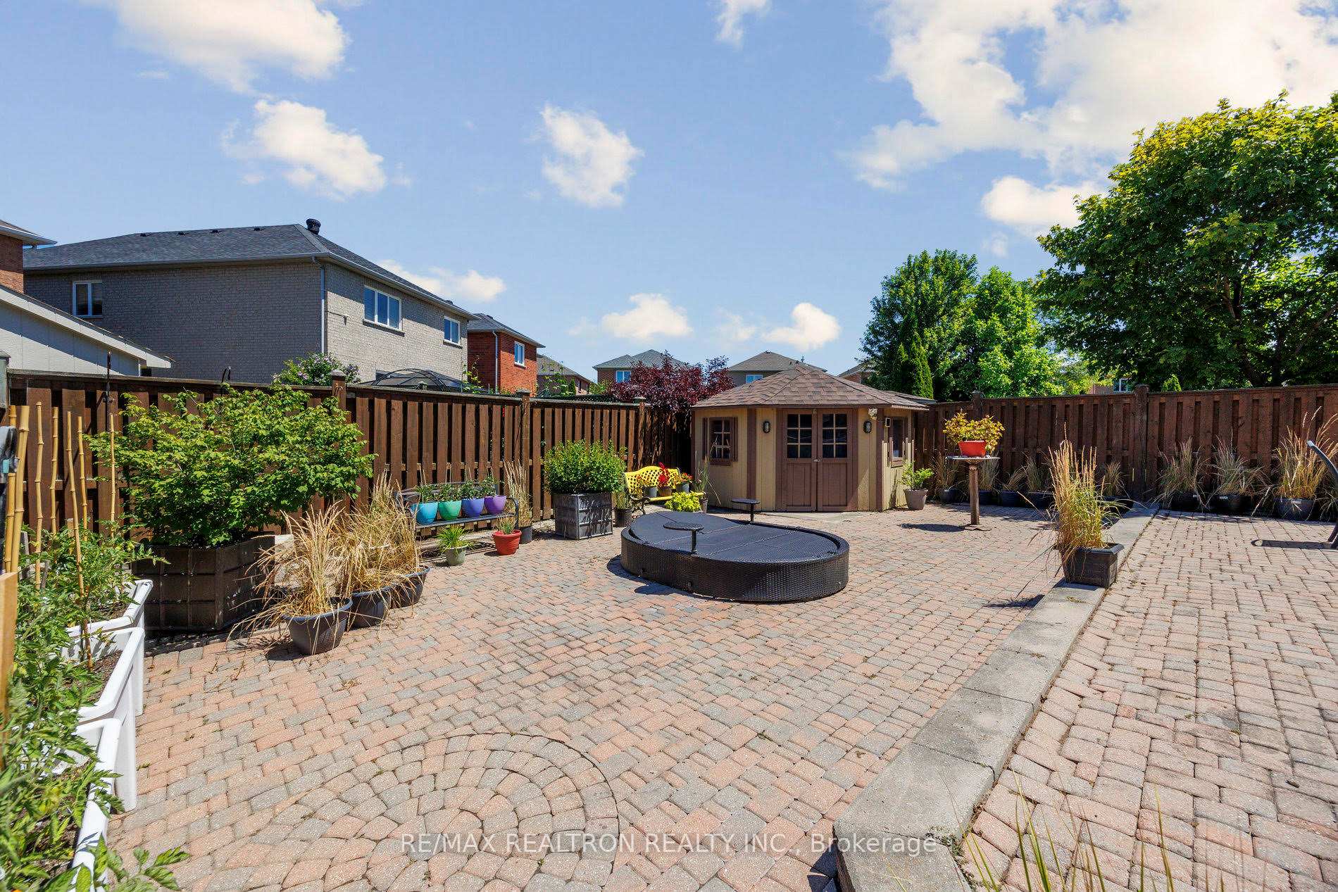 Photo 39 of 104 Preston Hill Crescent, Vaughan, Patterson — HOMEH