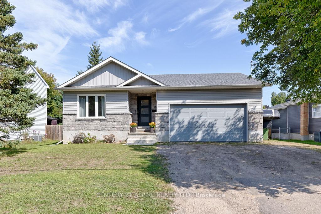 Photo 1 of 44 Doran Road, Petawawa — HOMEH