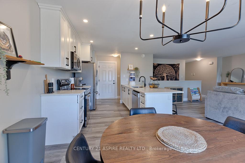 Photo 20 of 44 Doran Road, Petawawa — HOMEH