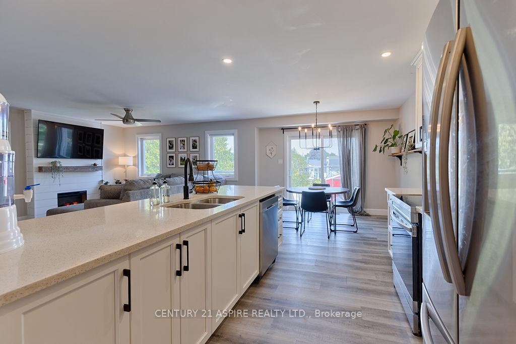 Photo 12 of 44 Doran Road, Petawawa — HOMEH