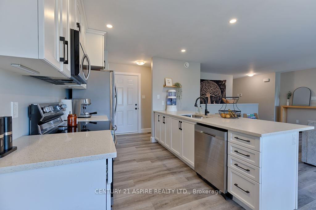 Photo 16 of 44 Doran Road, Petawawa — HOMEH