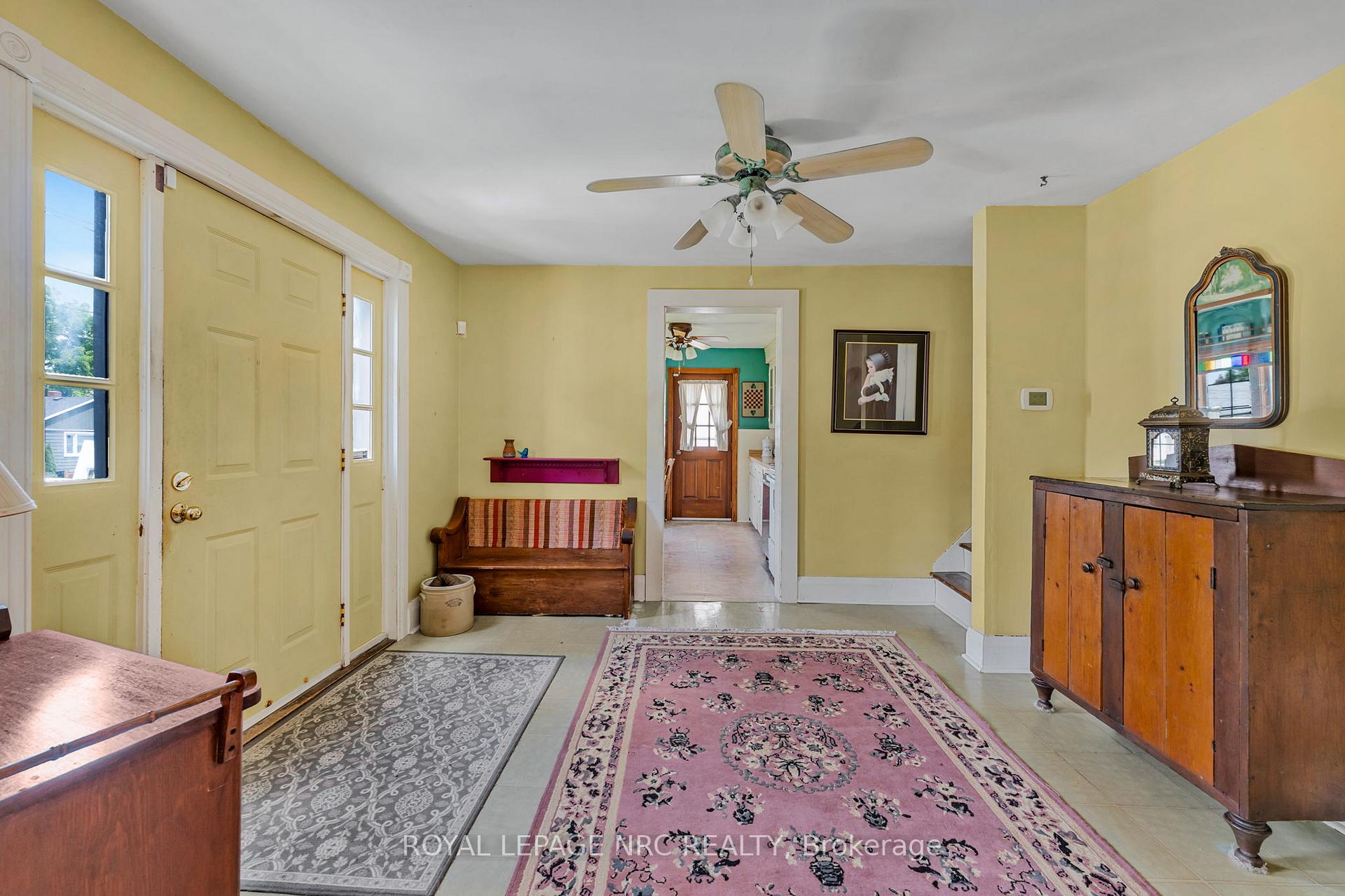 Photo 5 of 39 Wanda Road, St. Catharines, Burleigh Hill — HOMEH
