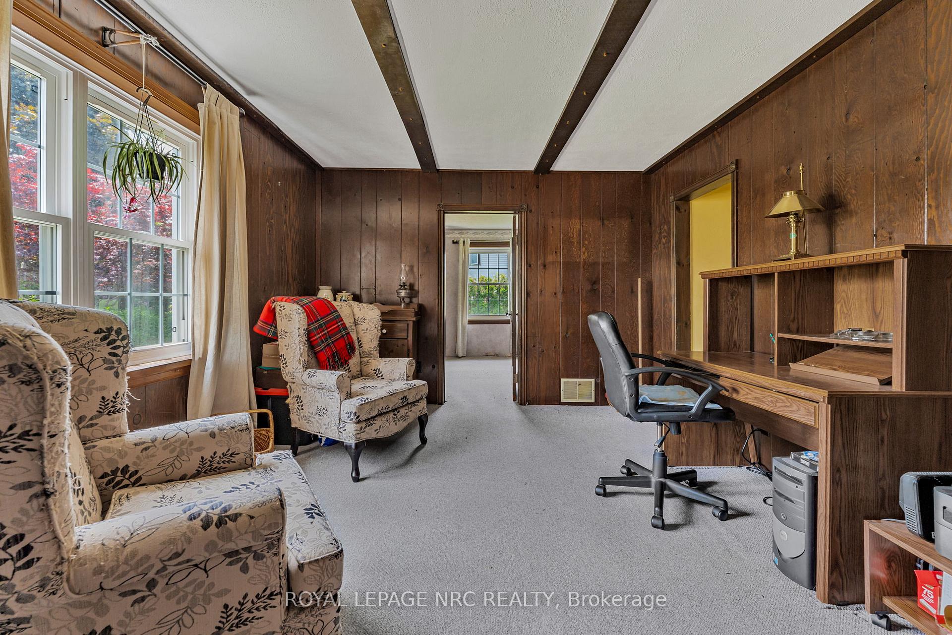 Photo 10 of 39 Wanda Road, St. Catharines, Burleigh Hill — HOMEH
