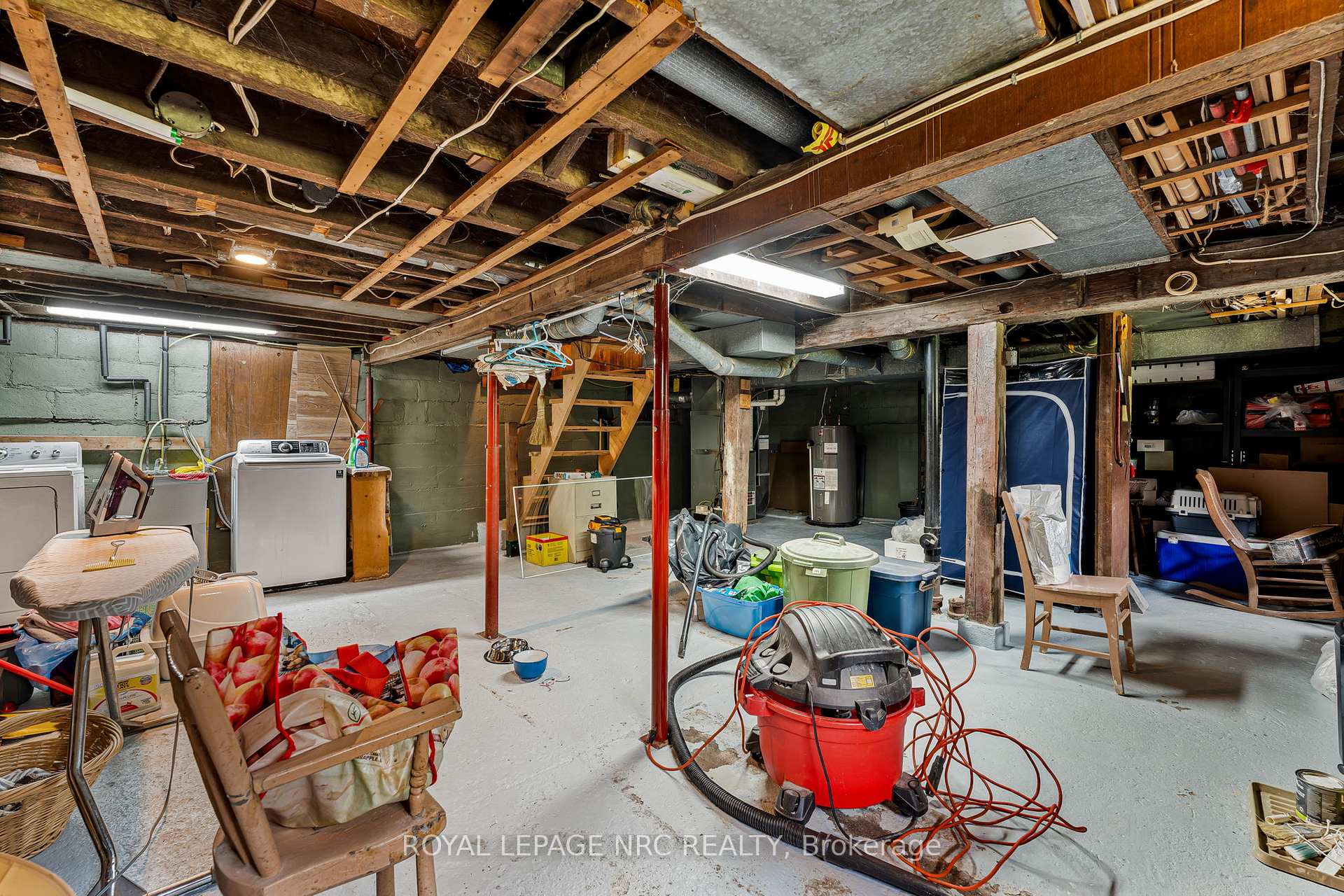 Photo 18 of 39 Wanda Road, St. Catharines, Burleigh Hill — HOMEH