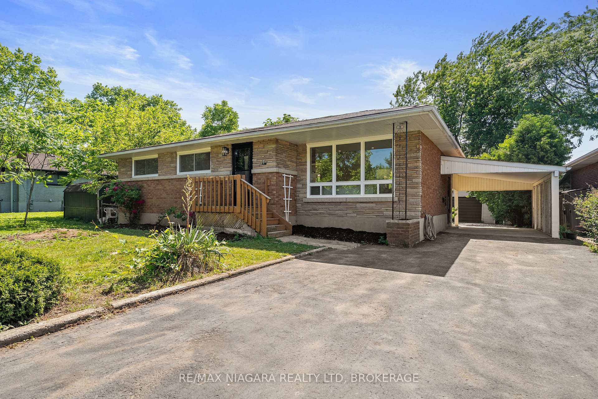 Front of 21 Brookdale Avenue