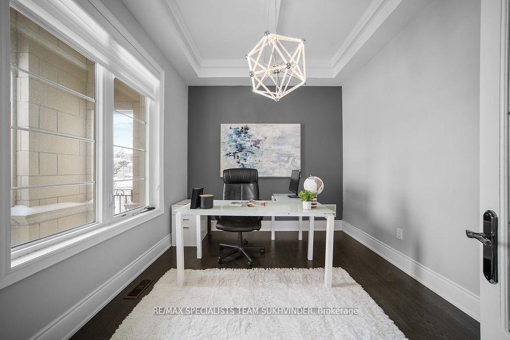 Photo 12 of 378 Woodgate Pines Drive, Vaughan, Kleinburg — HOMEH