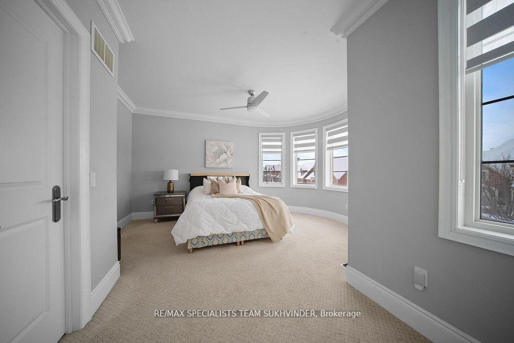 Photo 45 of 378 Woodgate Pines Drive, Vaughan, Kleinburg — HOMEH