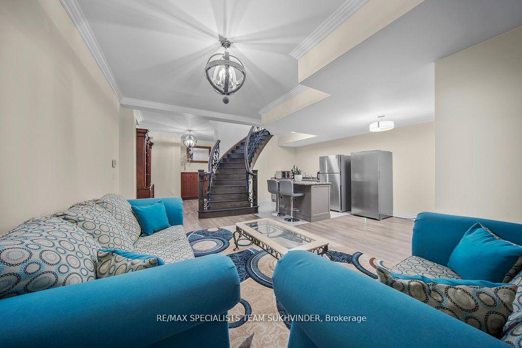Photo 42 of 378 Woodgate Pines Drive, Vaughan, Kleinburg — HOMEH