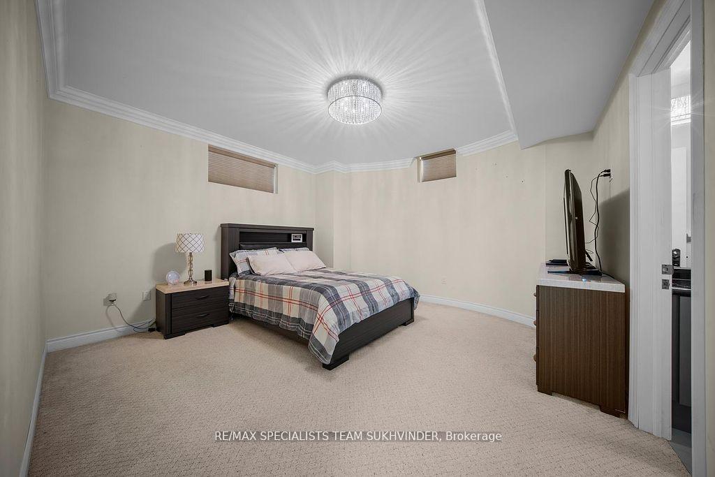 Photo 27 of 378 Woodgate Pines Drive, Vaughan, Kleinburg — HOMEH