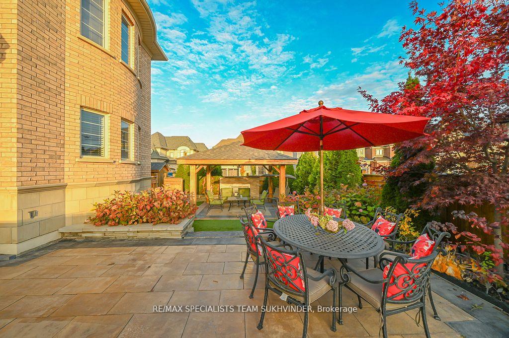 Photo 34 of 378 Woodgate Pines Drive, Vaughan, Kleinburg — HOMEH
