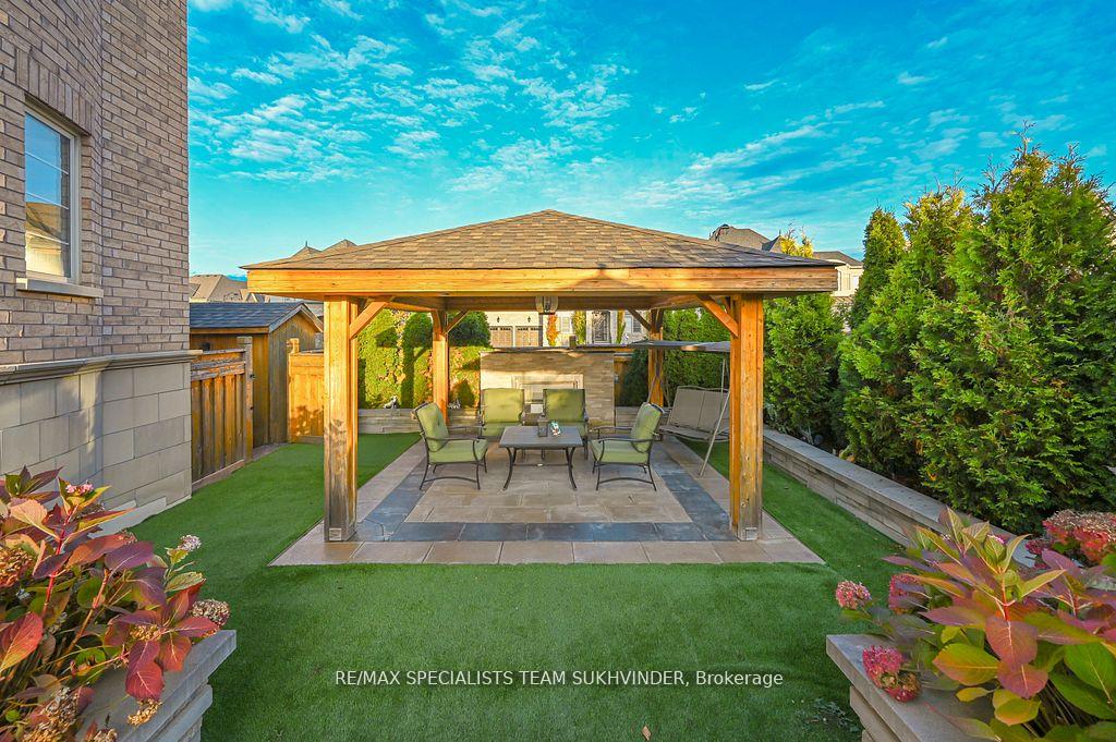 Photo 39 of 378 Woodgate Pines Drive, Vaughan, Kleinburg — HOMEH