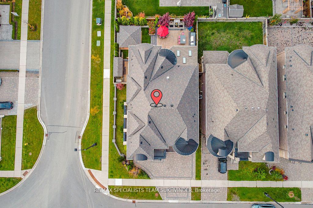 Photo 33 of 378 Woodgate Pines Drive, Vaughan, Kleinburg — HOMEH