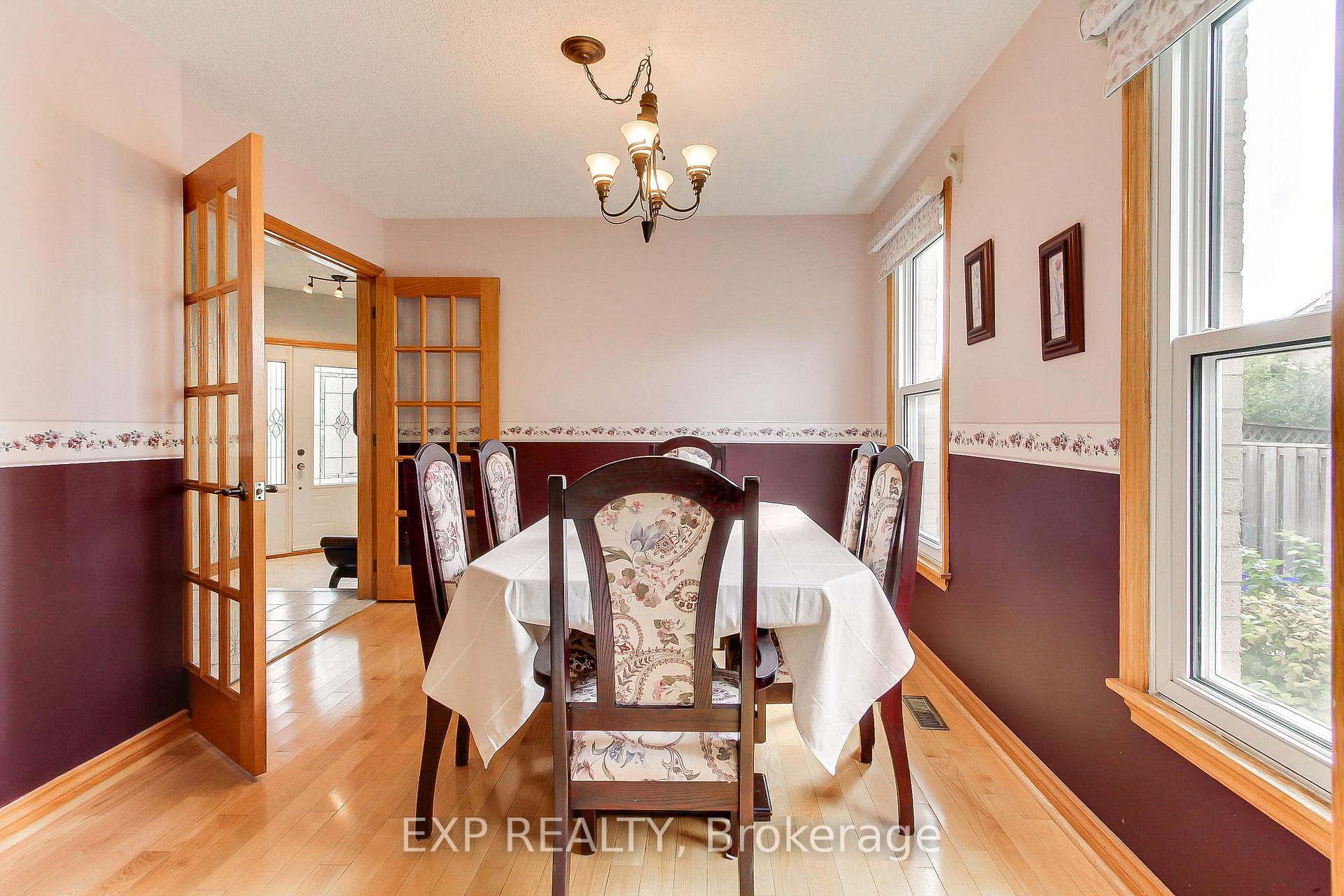 Photo 11 of 2 Nuttall Street, Brampton, Westgate — HOMEH