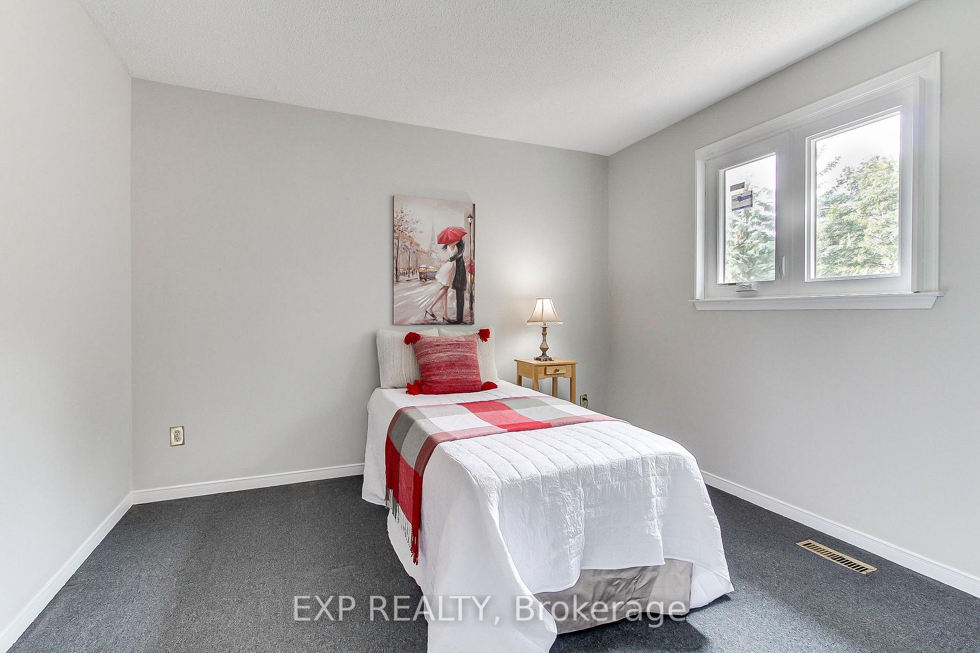 Photo 29 of 2 Nuttall Street, Brampton, Westgate — HOMEH
