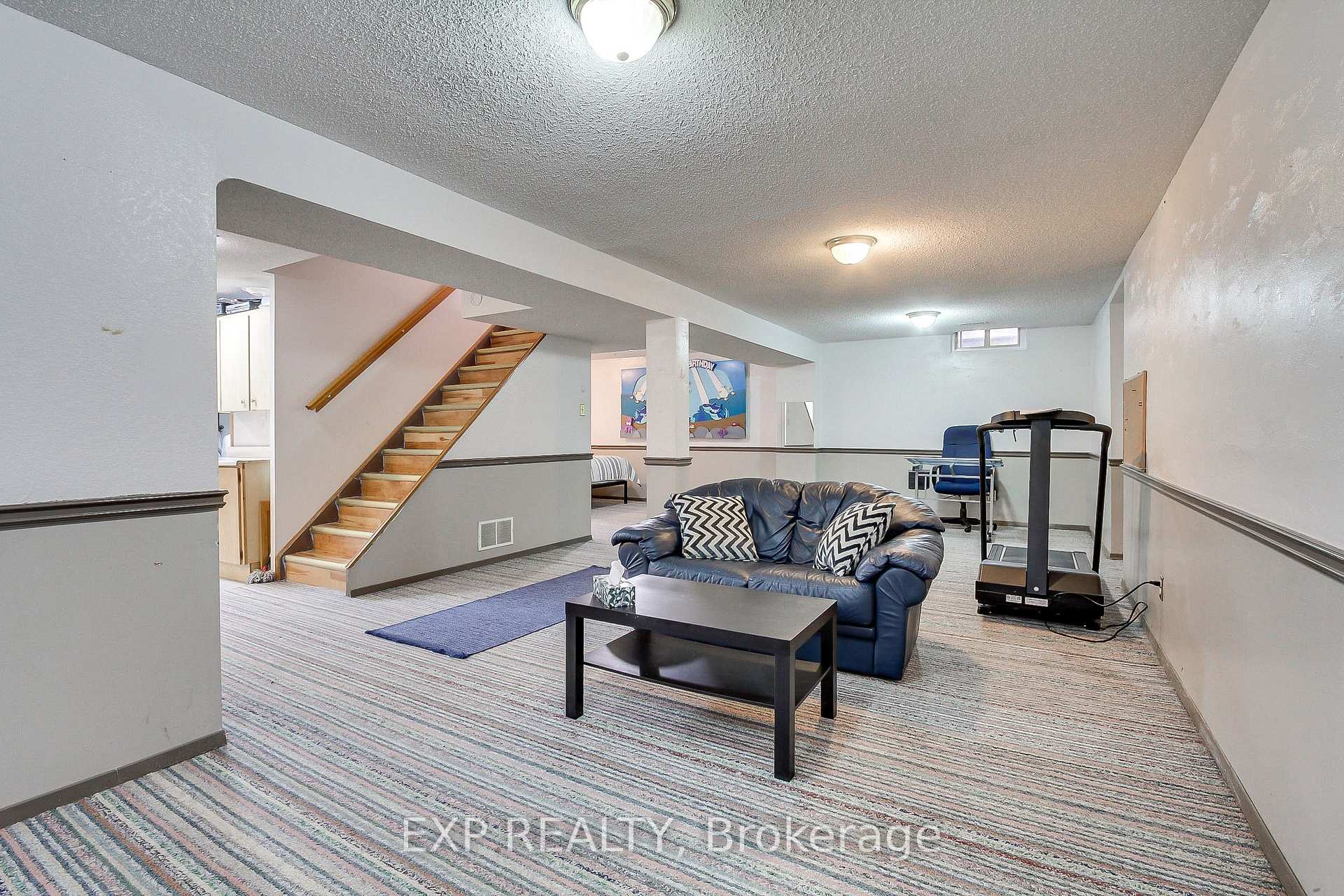 Photo 50 of 2 Nuttall Street, Brampton, Westgate — HOMEH