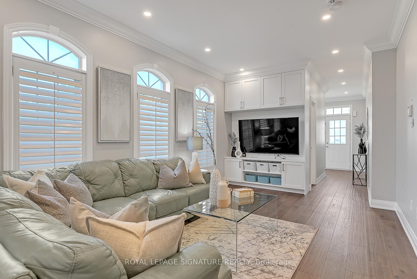 Photo 6 of 79 Big Hill Crescent, Vaughan, Patterson — HOMEH
