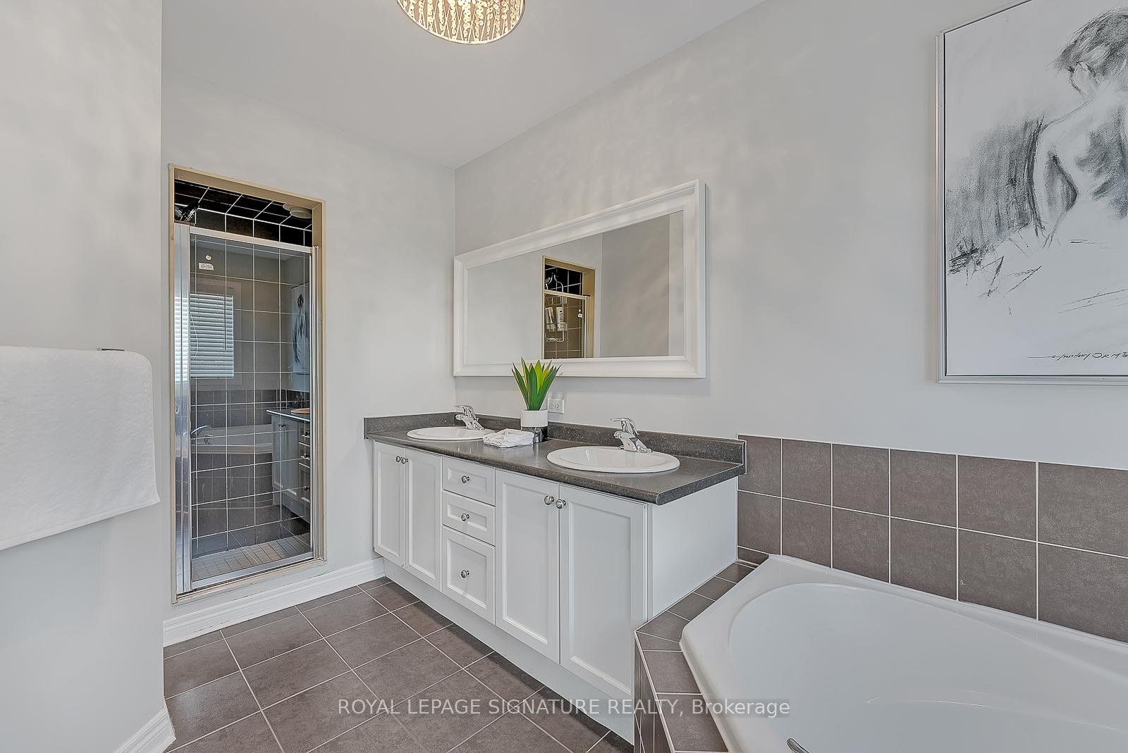 Photo 22 of 79 Big Hill Crescent, Vaughan, Patterson — HOMEH