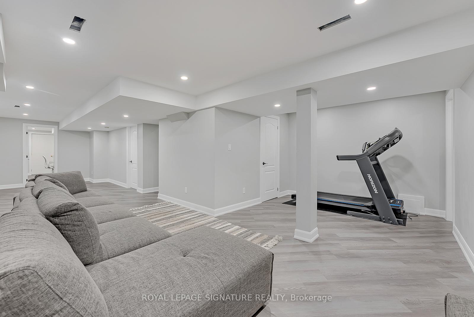 Photo 38 of 79 Big Hill Crescent, Vaughan, Patterson — HOMEH
