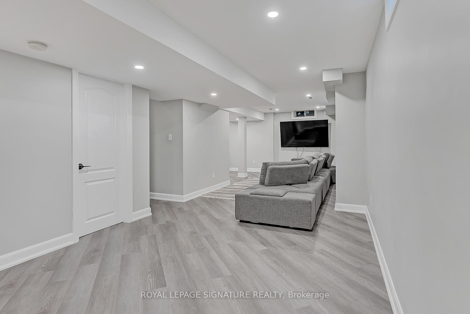 Photo 39 of 79 Big Hill Crescent, Vaughan, Patterson — HOMEH