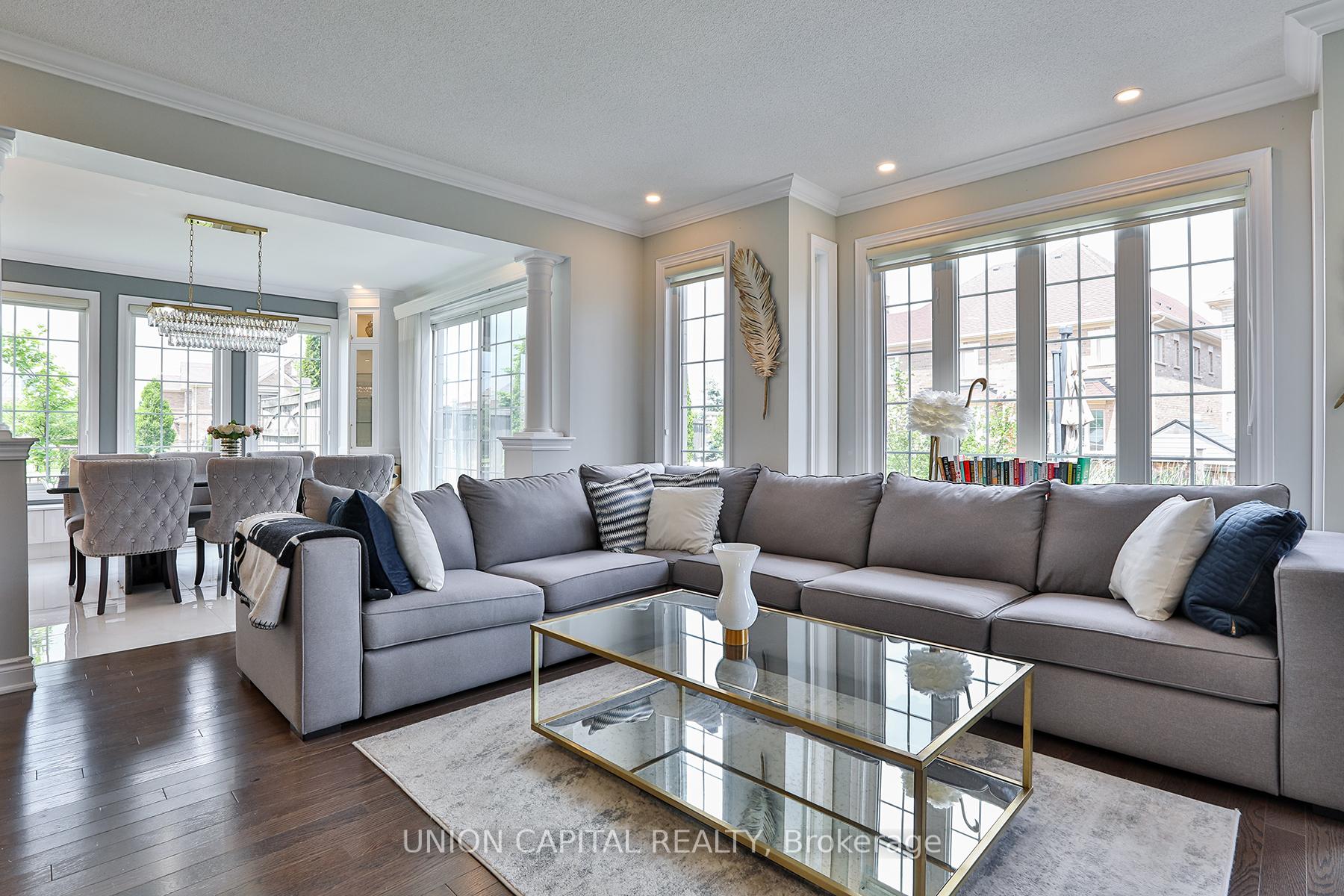 Photo 37 of 36 Lampman Crescent, Brampton, Credit Valley — HOMEH