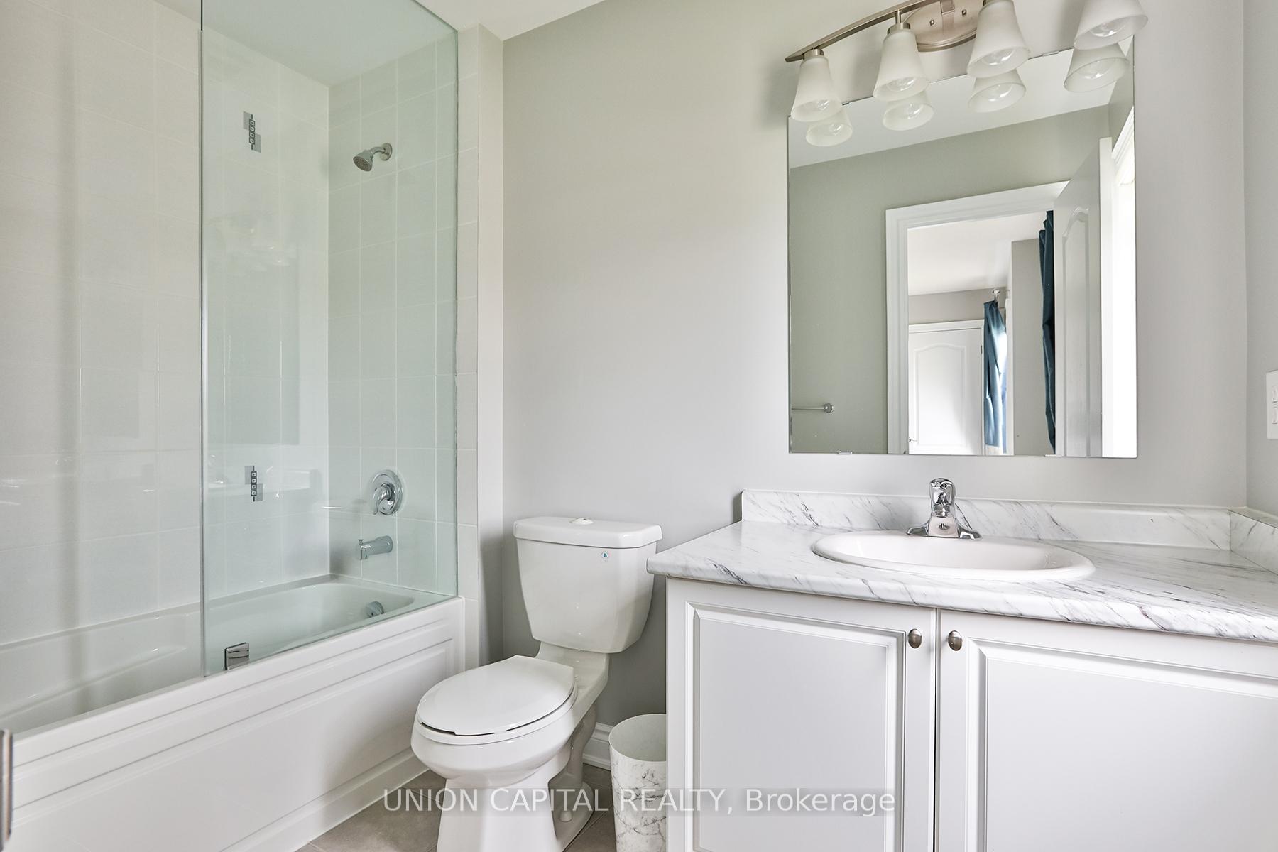 Photo 24 of 36 Lampman Crescent, Brampton, Credit Valley — HOMEH