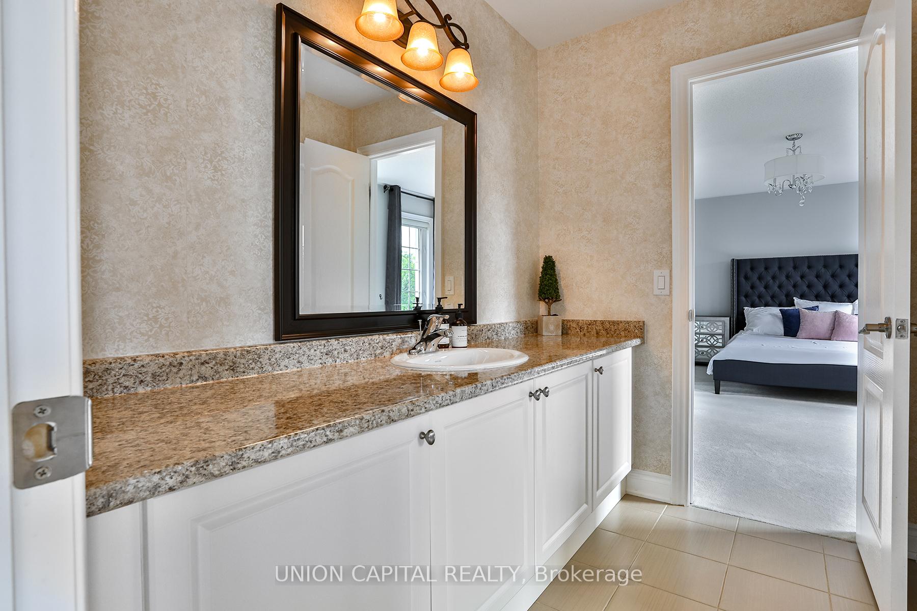 Photo 29 of 36 Lampman Crescent, Brampton, Credit Valley — HOMEH
