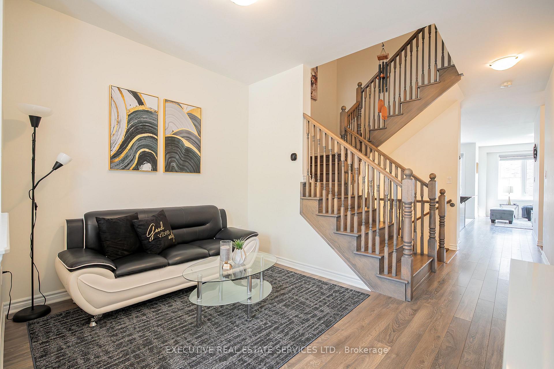 Photo 6 of 55 Callandar Road, Brampton, Northwest Brampton — HOMEH
