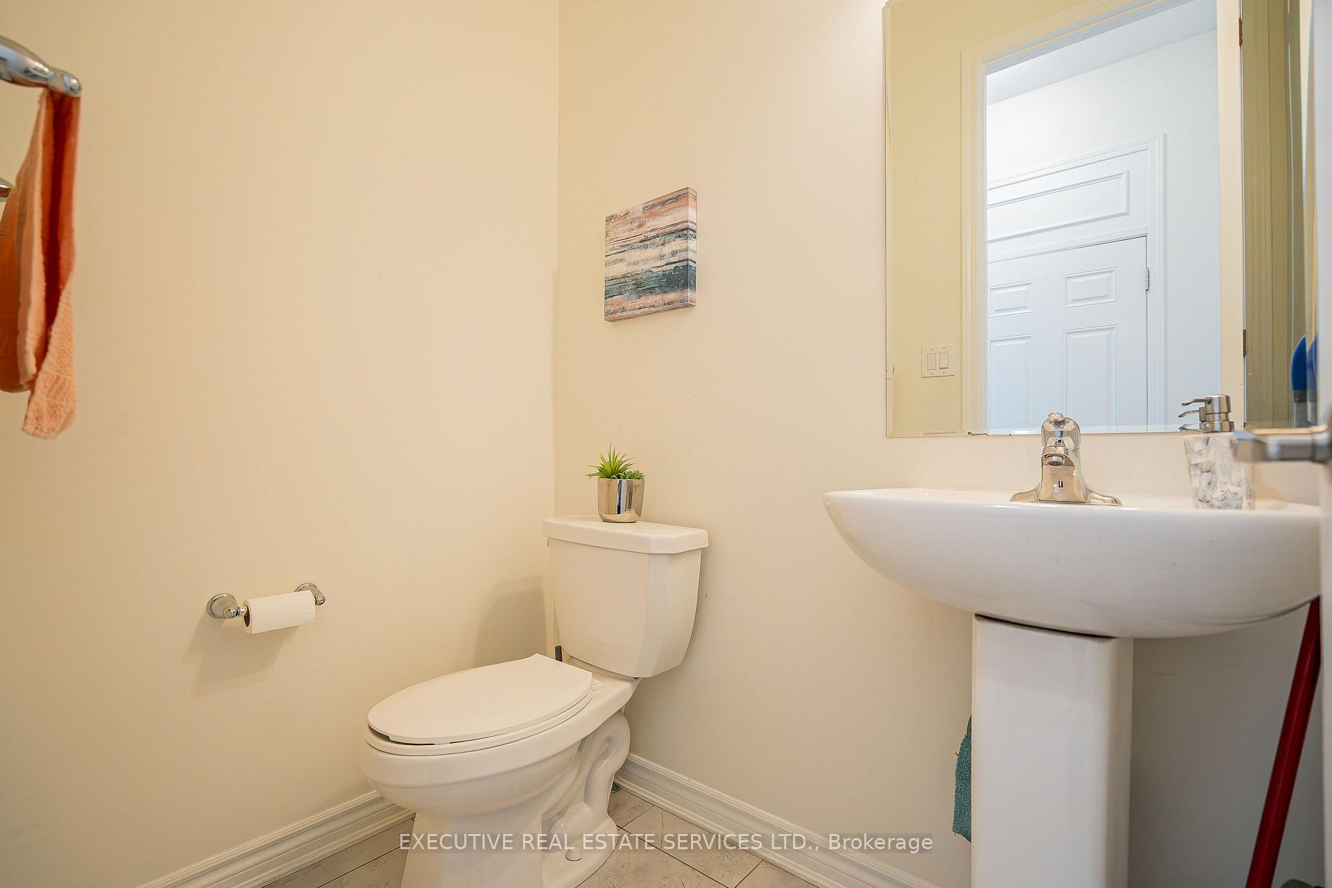 Photo 15 of 55 Callandar Road, Brampton, Northwest Brampton — HOMEH